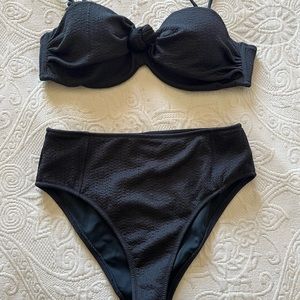 TRIANGL High waisted black bikini